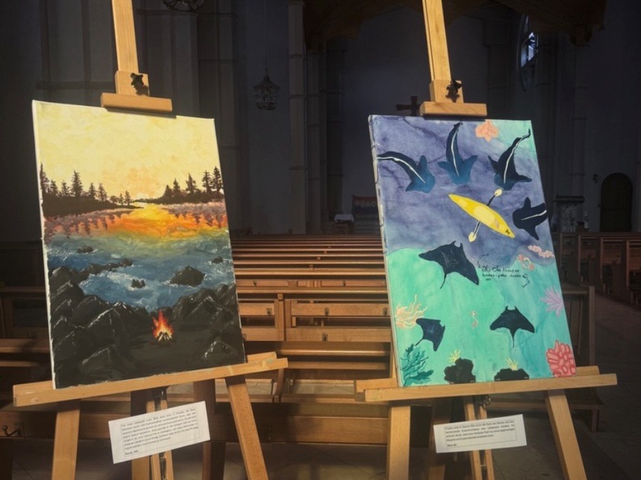 Künstlerische Friedensbilder der anderen Art – Ausstellung in der Kirche St. Georg
