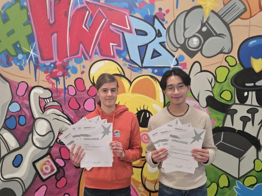 Mikroplastik und Bambus-Pflaster: Doppelerfolg bei Jugend forscht